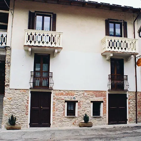 Da Nonna Lucia Bed & Breakfast *
